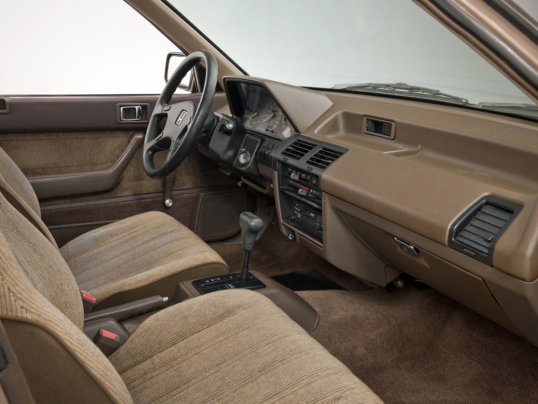 Interior 1988–89 Honda Accord DX Sedan [North America] (CA5) '1987–89