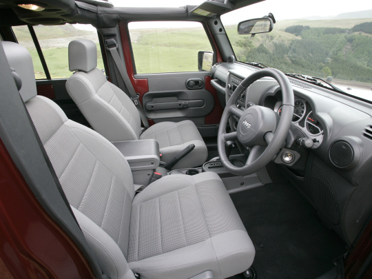 Interior Jeep Wrangler Unlimited Sahara [UK-spec] (JK) '2007–10