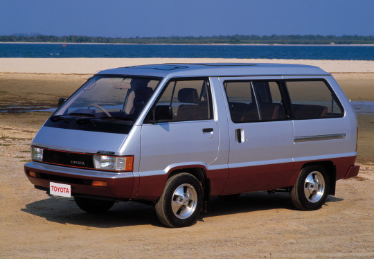 Toyota Tarago '1984–90